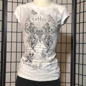 Tops - Ladies T shirt butterflies 🦋 Tops - Ladies T shirt butterflies 🦋